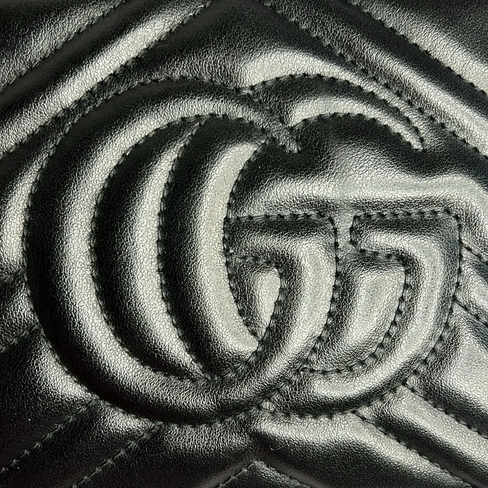 Gucci Mini Marmont Black with gold hardware - Picture 12 of 16